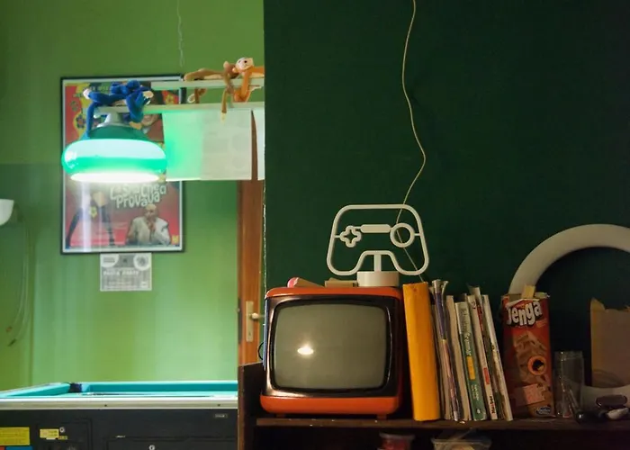 Sunflower Student & Bar * Rimini