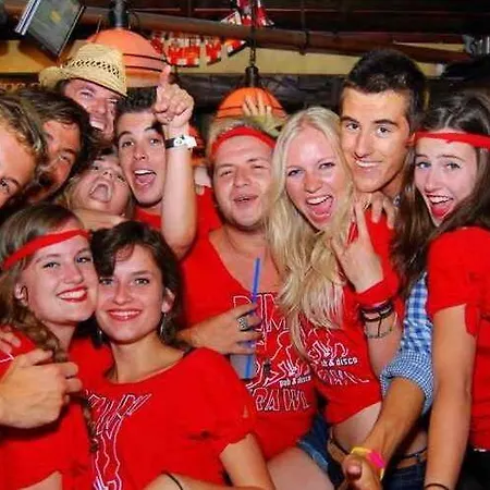 Sunflower Student & Bar