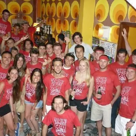 Sunflower Student & Bar *