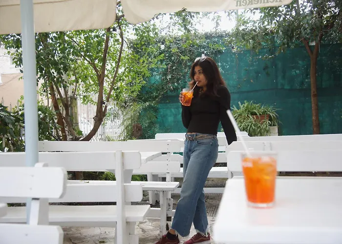 Sunflower Student & Bar