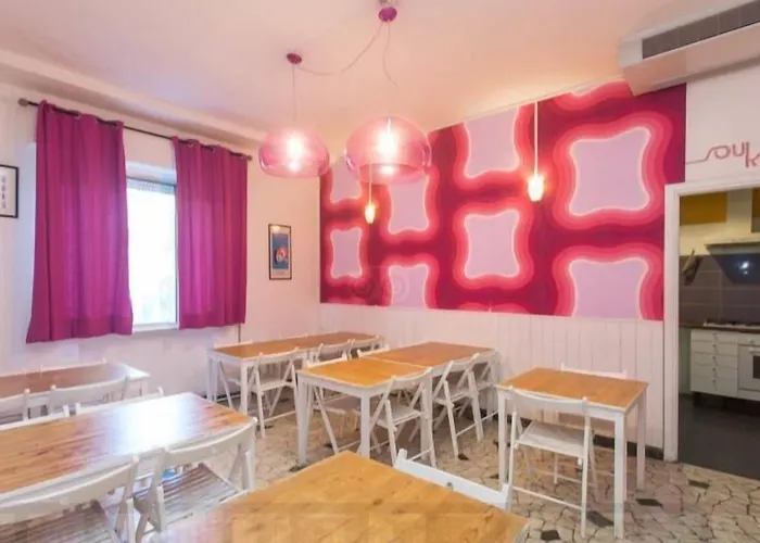 Sunflower Student & Bar * Римини