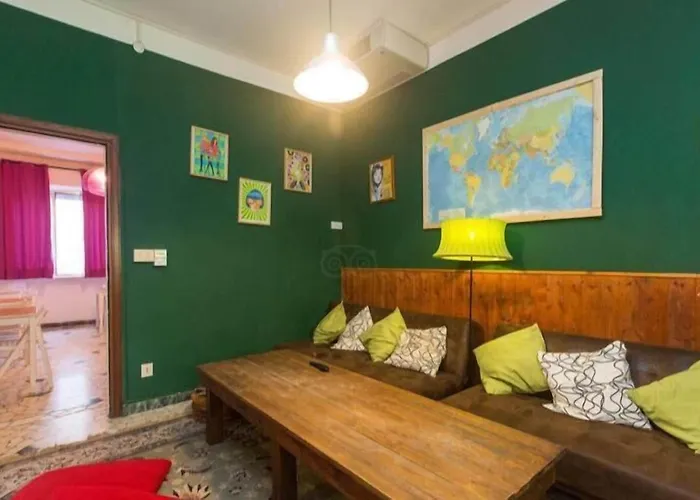 Sunflower Student & Bar