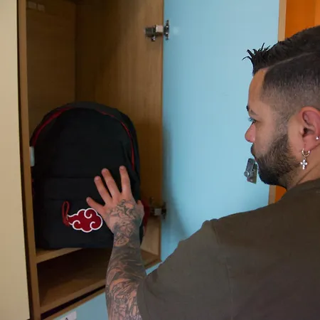 אכסניה Sunflower Student & Bar רימיני