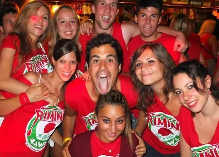 Sunflower Student & Bar Rimini