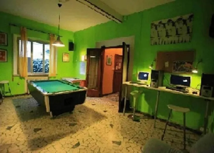 Auberge de jeunesse Sunflower Student & Bar