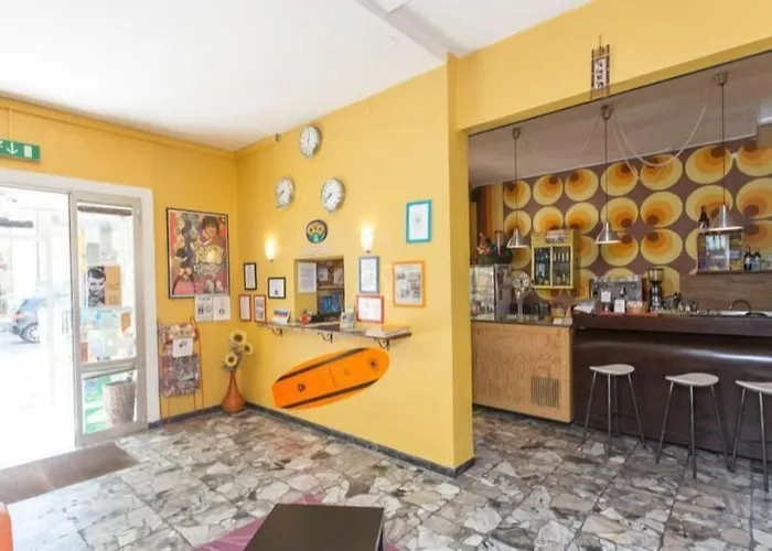 Auberge de jeunesse Sunflower Student & Bar Rimini